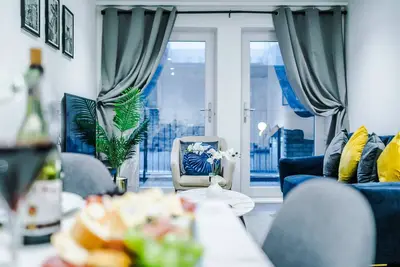 Image de Short and Long Stay Deals for Business and Leisure