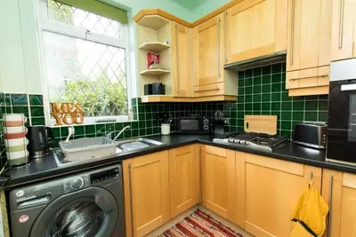 Image de Captivating 2-Bed House in Chesterfield