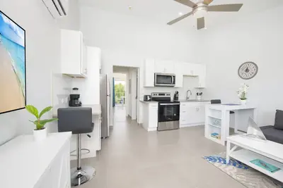 Image de Summertime Suites #53 One Bedroom w\/ Pool & Entertainment Center