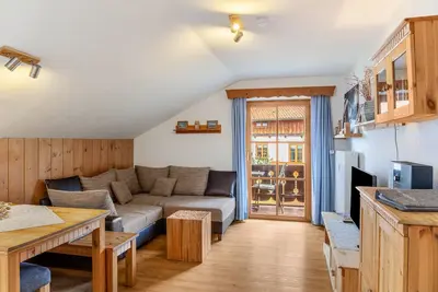 Image de Appartement de vacances \"Haus Alpenquelle Seeblick\" avec vue montagne, balcon et Wi-Fi