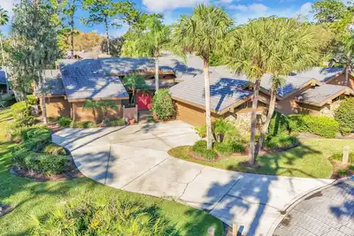 Image de Relaxing Resort Getaway: 2br Home w\/ two Pga Golf Courses & Community Pool - Great for Extended Stay