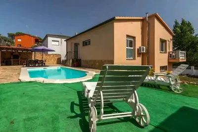 Image de Villa Kala, Para 9 Huéspedes, Piscina Privada, a 10 km. de Playa Lloret de Mar