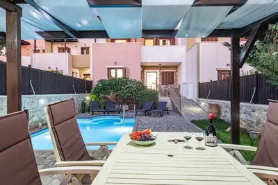 Image de Luxurious Villa with Private pool, ideal for Families