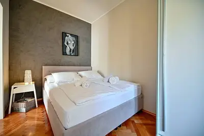Image de Arsenal Apartment is in the old town of Zadar 2 minutes from sea organ.