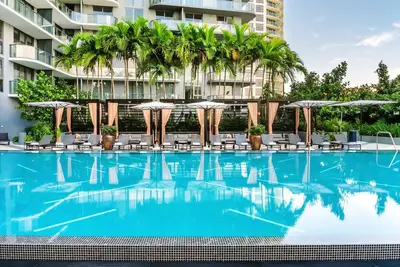 Image de 4 Stylish Midtown Miami Boutique Experience with Rooftop Pool Views
