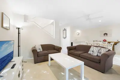 Image de 3br Tranquil Retreat by Diggers Beach