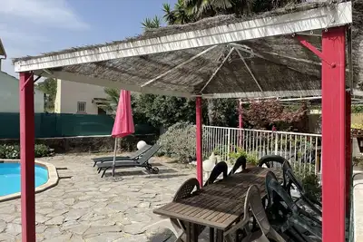 Image de Rez de Chaussée de Villa Avec Piscine