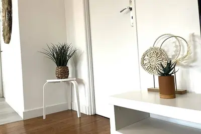Spacieux 3 Chambres Refait à Neuf