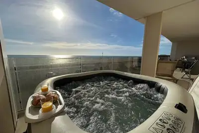 Image de Splendide T2 avec place de parking et vue mer Valras-Plage!