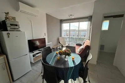 Image de Appartement à 300m de la plage parking privé