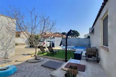 Image de Villa piscine et parking privé
