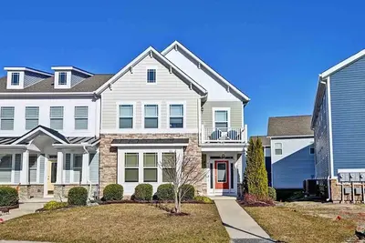 Image de Excellent 3 bedroom Townhome in the Ocean View Beach Club Community! Community Pool, Wifi, Weekend Beach Shuttle, and more!