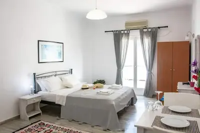 Image de Breezy studio, 3min walk from Kamari beach\n\n