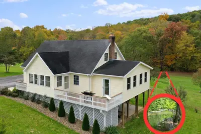 Image de Creekside Fun | Pet-friendly, Games & Fire Pit