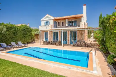 Image de Villa Sappho - Trois Chambres Villa, Couchages 6