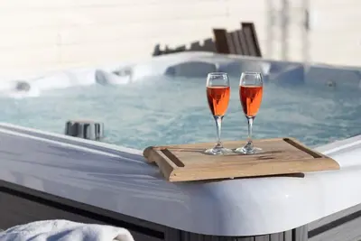 Image de Northcape Bunkhouse Rentals + Hot tub/ Beach