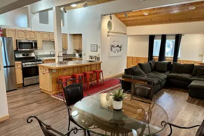 Image de Tahoe Donner Truckee Cabin 4br