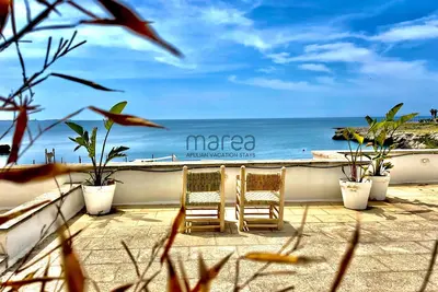 Image de Beachfront Villa With Rooftop - Marea Collection