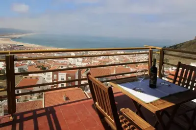 Image de Apartamento em Zona Nobre com Vista Panorâmica Para a Nazaré