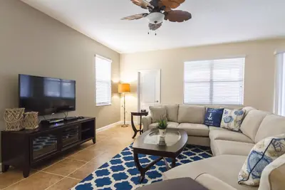 Image de New Listing! The Retreat at Champions Gate Resort, 8mi to Disney & 18mi to Universal - Fs383778