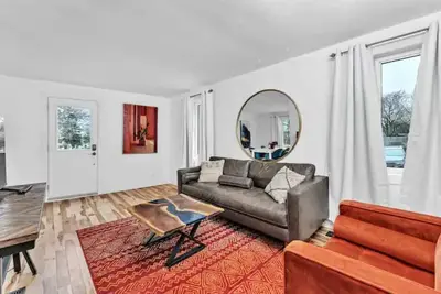 Image de cute waterfront 2 bedrooms creak