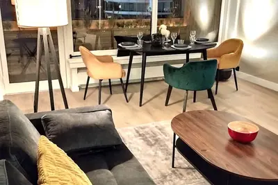 Image de 55 m² Appartement Contemporain vue sur Paris proche Tour Eiffel