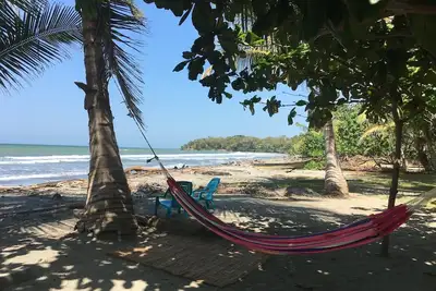 Image de Eco-hotel con Cabañas Frente al Mar. Rodeado de Naturaleza