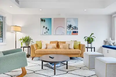 Image de Lux Serenity Newport Beach Escape by the Pier, restaurant, beach