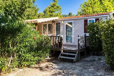Image de Mobil-home | Comfort | 2 Ch. | 4/6 pers. | Terrasse surélevée | A/C