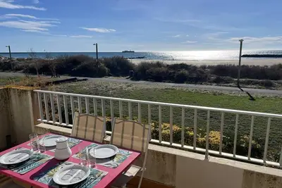 Image de Joli 3 pièces mezzanine 1ère ligne vue mer Richelieu Cap d'Agde