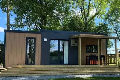 Image de Mobilheim Taos 35m2 (2 Schlafzimmer 2 Badezimmer) + Terrasse am Teich 4 Personen