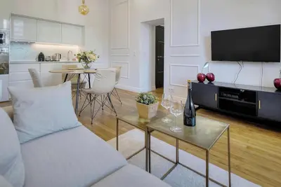 Image de 3 pièces Spacieux avec parking A2b248