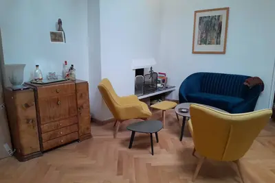 Image de Bastille, appartement dernier étage, ensoleillé sur cour arborée, 4/6 pers.