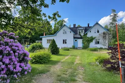 Image de Close to lake Småland: House for up to 8 adults (+2k), sauna, nature & family fun