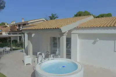 Image de Villa Via Marina Ikebana Porto Pino, prestigious and finished seaside villa
