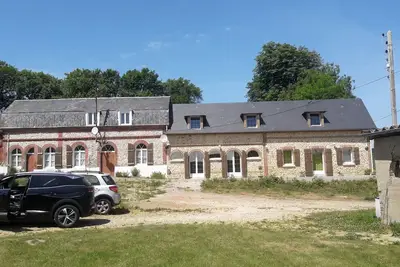 Image de les gîtes du val Renoux, la ferme en ville à deux pas de la mer