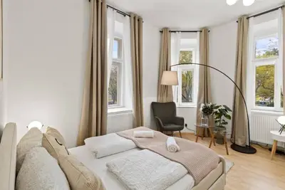 Image de Designer Apartment Near Schönbrunn