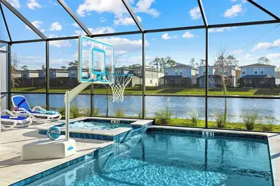 Image de The Blissful | Brand New R&R retreat w/ Pvt pool, grand BRs - mins to Universal