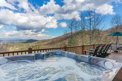 Image de Private Mountain Cabin Retreat 1. 5 acres, Amazing Views, Hot Tub, Starlink Wifi