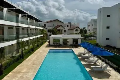 Image de Condo on private beach! Free Parking, Wifi, beach shuttle, Electricity included.