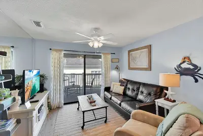 Image de 303 Shipwatch Condo, Boardwalk to Beach and Community Pool