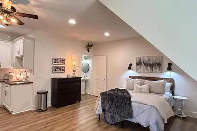 Image de Studio Apartment with Office Space at Lake Guntersville - Scottsboro, Al