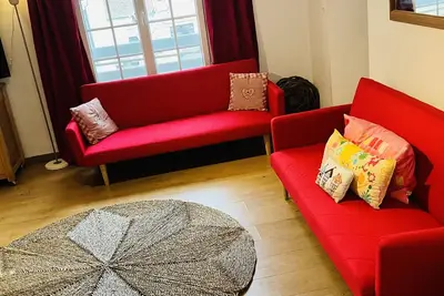 Image de Apartment 15 meters from the city center of Medieval Mirepoix. Sleeps 4