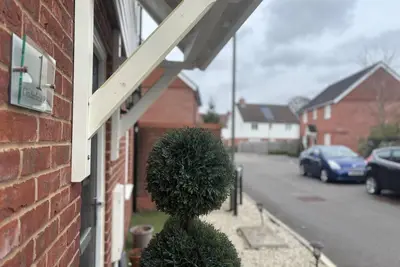 Image de Immaculate 4-Bed House in Horley