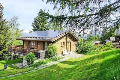 Chalet Larix by Interhome