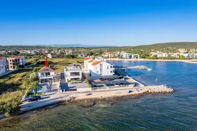 Image de Villa de luxe près de la mer et avec la piscine Sukosan, Zadar (K-22250)