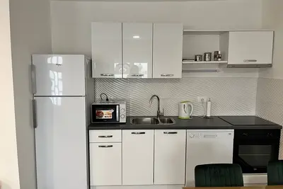 Image de Appartement de deux chambres avec la terrasse Stobrec, Split (A-22296-a)