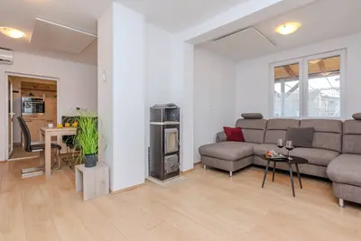 Image de Maison de vacances avec parking Vir (K-22396)