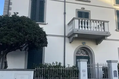 In villetta a mt. 30 dal mare - Giuntini
