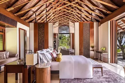 Image de One&Only Reethi Rah, Grand Sunset Residence, Beach View From The Balcony!